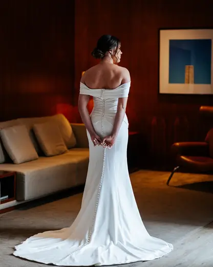 Noiva usando vestido Villa de las Novias