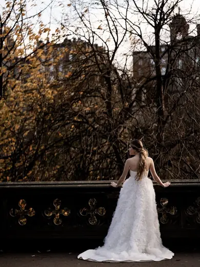 Noiva usando vestido Villa de las Novias
